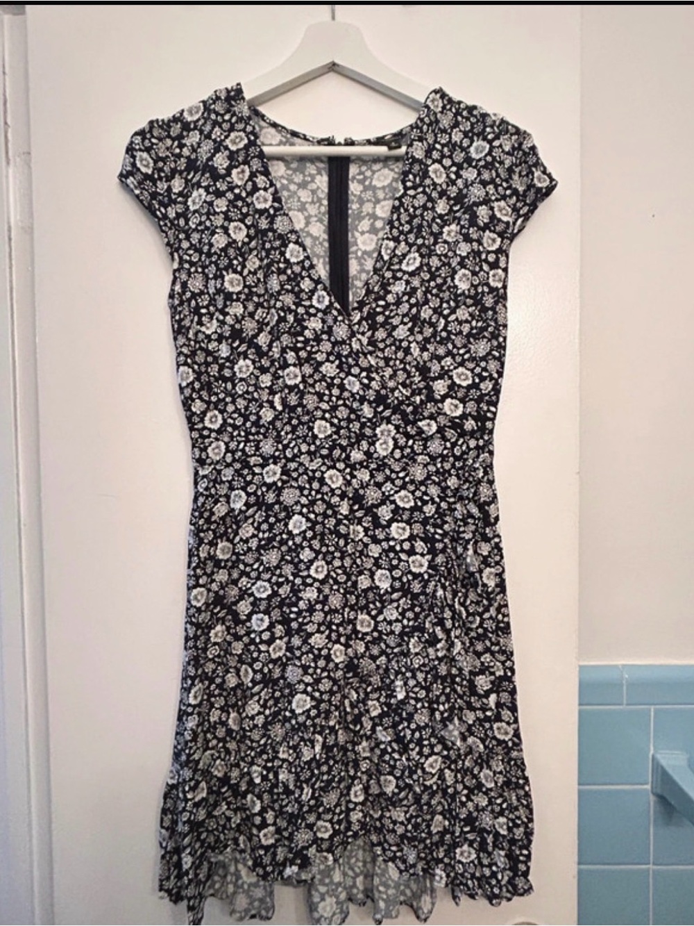 J crew Black & White Floral V-Neck Dress